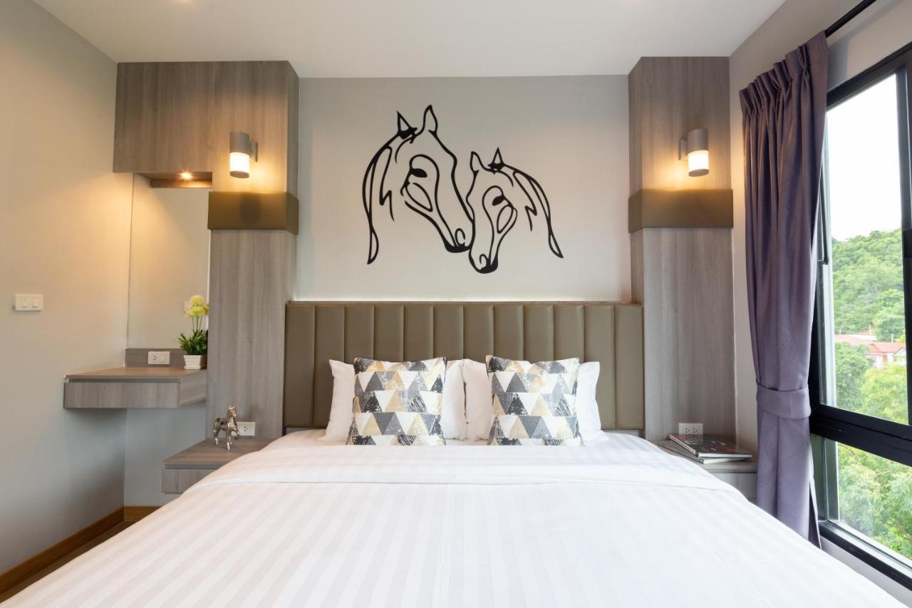 Horsehill Hotel Sriracha Si Racha Eksteriør billede