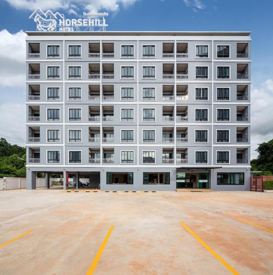 Horsehill Hotel Sriracha Si Racha Eksteriør billede